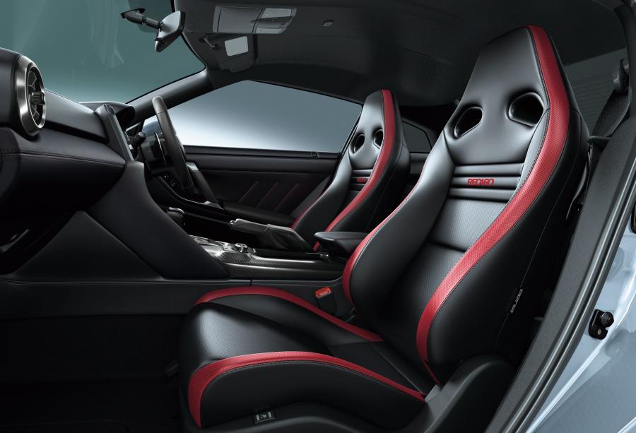  Nissan GT-R Track Edition 2016 года  (JP) (фото 3 из 3)